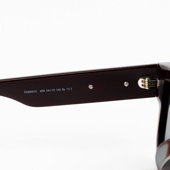 NEW Fendi FE40091U FENDIGRAPHY 69A Bordeaux Grey Unisex Square Sunglasses main image 8
